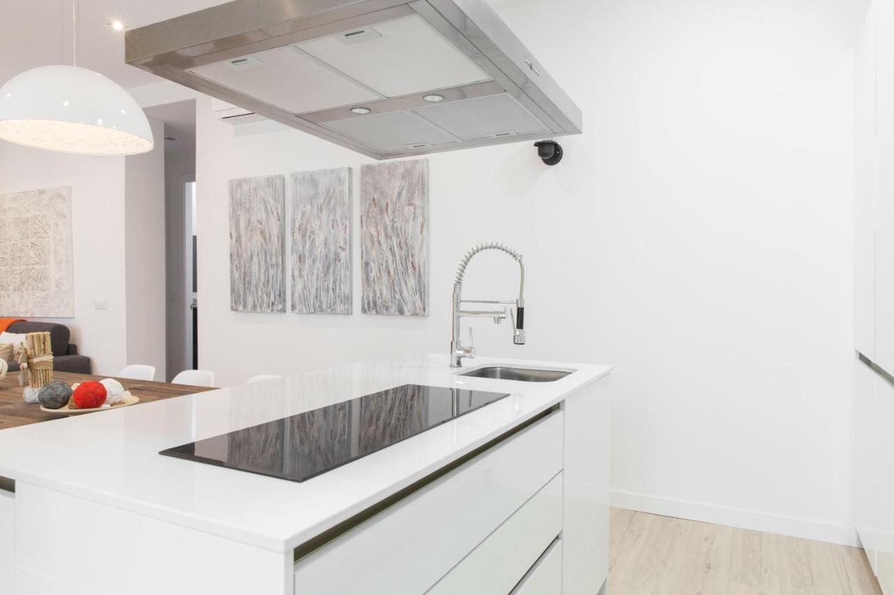 For You Rentals New Design Apartment Temporal Puerta Del Sol Pre10C Madrid Exteriör bild